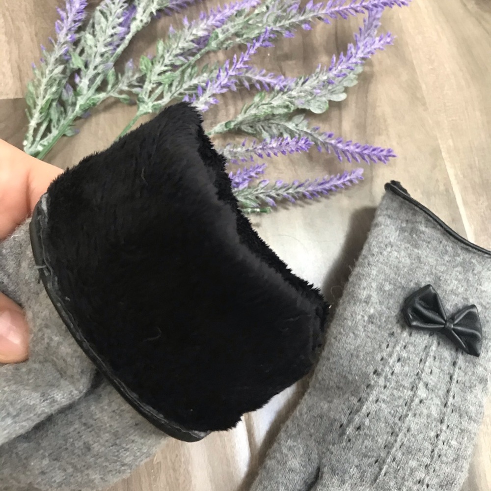 Classy & Cute Ladies Wool Bow Gloves - Picture 5 of 6